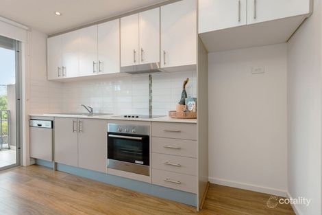 Property photo of 4/30 Pin Oak Crescent Flemington VIC 3031