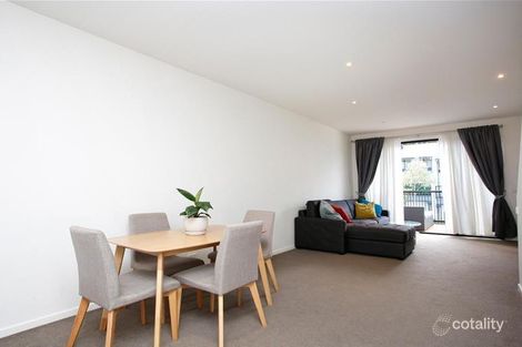 Property photo of 38 Central Park Walk Cheltenham VIC 3192