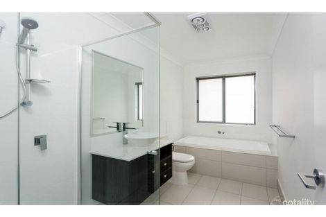 Property photo of 3/19 Rees Court Elanora QLD 4221