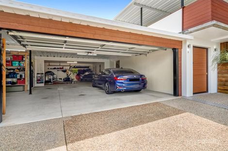 Property photo of 3 Olfersia Court Mooroobool QLD 4870