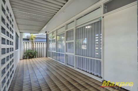 Property photo of 18 Devon Way Lynwood WA 6147