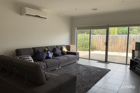 Property photo of 1/1 Georgia Crescent Werribee VIC 3030