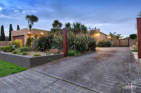5 Summerfield Dr, Mornington, VIC 3931