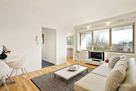 10/16 Byron St, Elwood, VIC 3184
