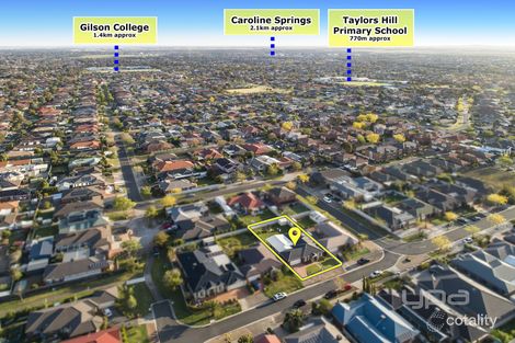 Property photo of 11 Maple Court Taylors Hill VIC 3037