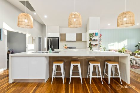 Property photo of 25 Hinchinbrook Drive Shell Cove NSW 2529
