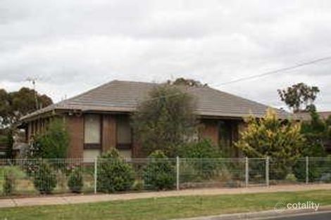 11 Kinloch Rd, Melton, VIC 3337