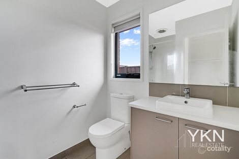 Property photo of 35 Cornus Drive Tarneit VIC 3029