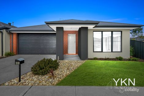 Property photo of 35 Cornus Drive Tarneit VIC 3029