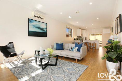 Property photo of 1/90-92 Pine Street Reservoir VIC 3073