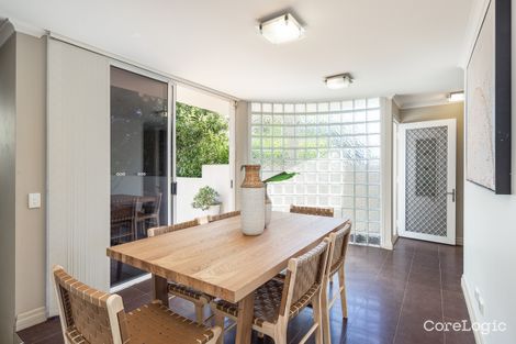 Property photo of 2/62 Ryans Road St Lucia QLD 4067