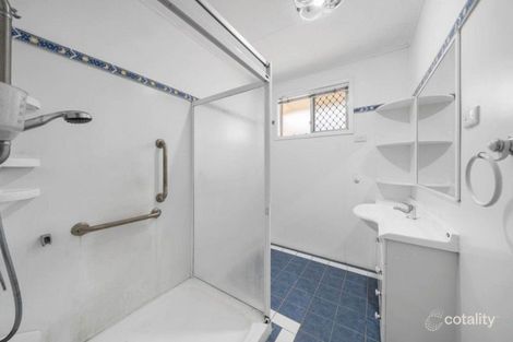 Property photo of 18 Garde Street Centenary Heights QLD 4350