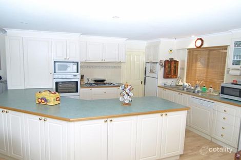 Property photo of 3 Binaburra Place Karabar NSW 2620