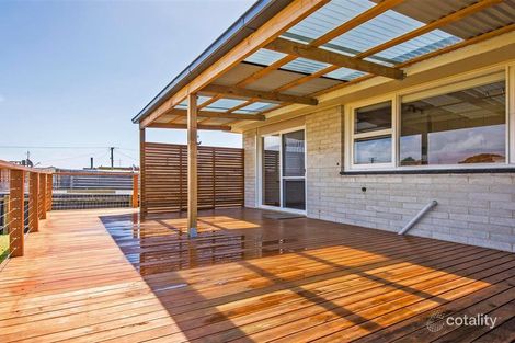 Property photo of 14 Quiggins Grove Ulverstone TAS 7315
