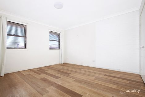 Property photo of 2/3 Melinda Grove Lake Heights NSW 2502