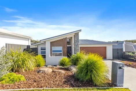 Property photo of 10 Galiga Crescent Dolphin Point NSW 2539