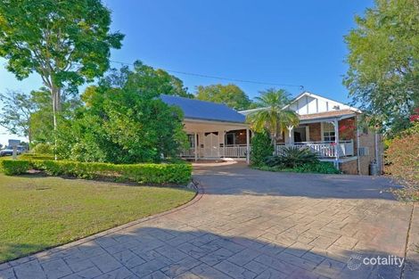 24 Hall Ave, Norman Park, QLD 4170