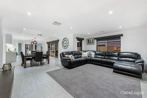 Property photo of 30 Jacaranda Drive Taylors Hill VIC 3037