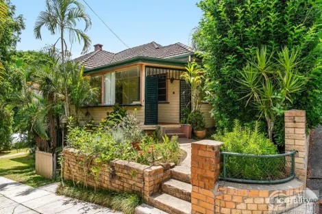 Property photo of 4 Esyth Street Girards Hill NSW 2480