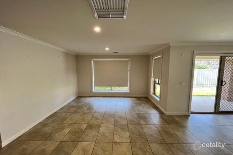 Property photo of 14 Britton Court Jindera NSW 2642