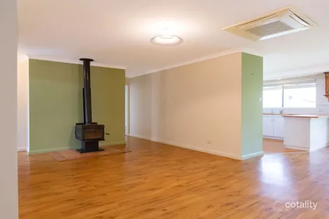 Property photo of 9 Lofthouse Avenue Eaton WA 6232