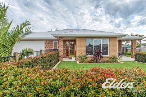 Property photo of 18 Linthorpe Drive Yarrawonga VIC 3730
