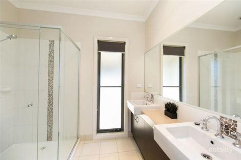 Property photo of 24 Leah Drive Yarrawonga VIC 3730