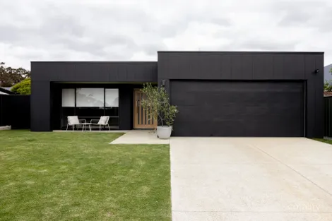 3 Tamarix Cres, Margaret River, WA 6285