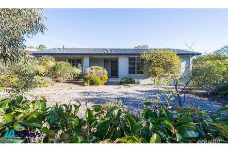 26 Demaine Cres, Fadden, ACT 2904