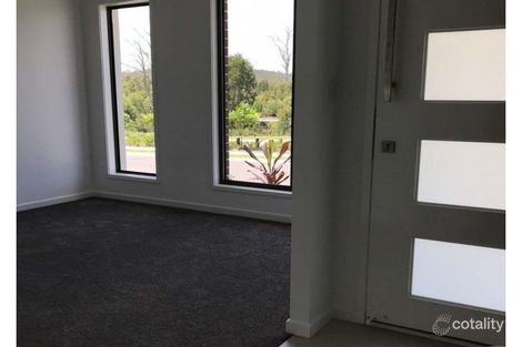 Property photo of 14 Greenview Circuit Arundel QLD 4214