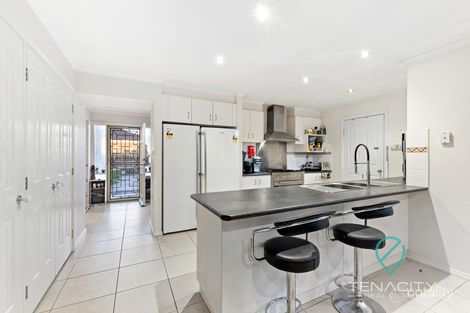 Property photo of 34 Harrow Place Truganina VIC 3029