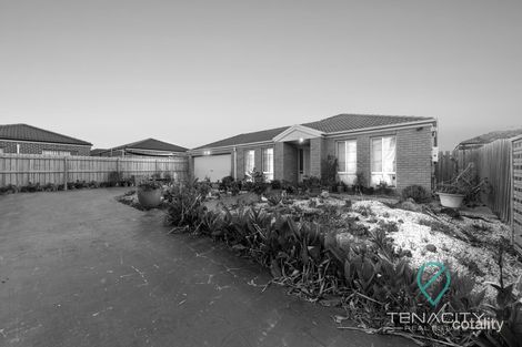 Property photo of 34 Harrow Place Truganina VIC 3029