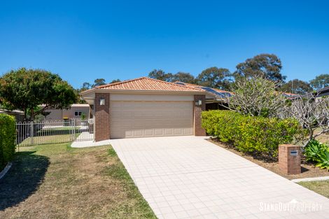 17 Myora Pl, Sandstone Point, QLD 4511