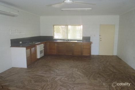 Property photo of 8 Sandra Close Trinity Park QLD 4879