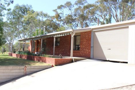 Property photo of 2 Hanlins Road Clare SA 5453