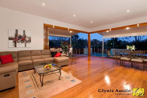 Property photo of 10 Mackay Terrace Bardon QLD 4065