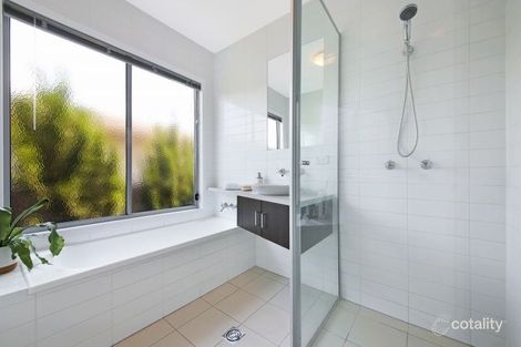 Property photo of 1/28 Riviera Road Miami QLD 4220