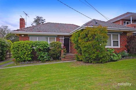 40 Wadham Pde, Mount Waverley, VIC 3149