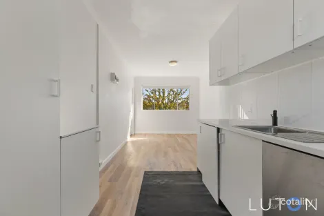 Property photo of 9/10 Irvine Street Watson ACT 2602