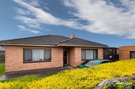 Property photo of 10 Henry Street Koo Wee Rup VIC 3981