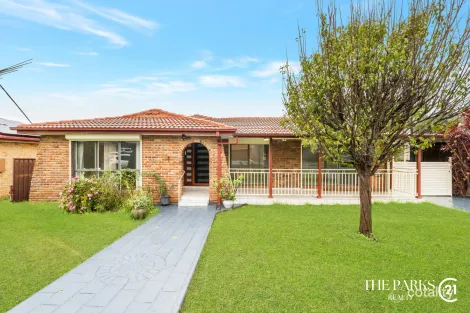 Property photo of 19 Longfellow Street Wetherill Park NSW 2164