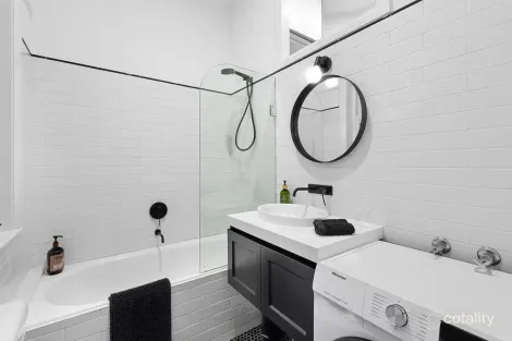 Property photo of 1/19 Pittwater Road Manly NSW 2095