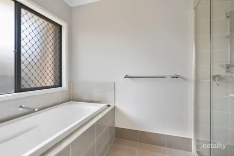 Property photo of 4 Rothbury Terrace Pimpama QLD 4209