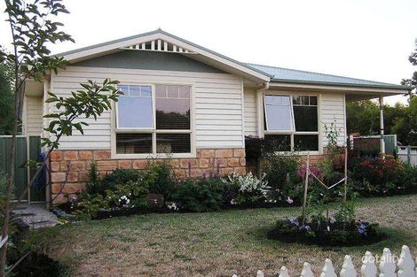 1/29a Wrixon St, Romsey, VIC 3434