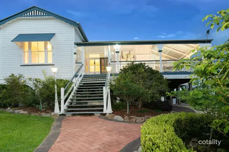 55 Manchester Tce, Indooroopilly, QLD 4068