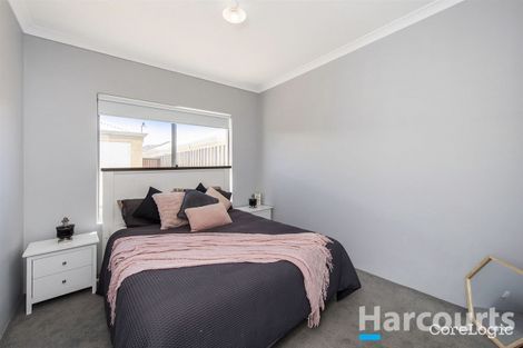 Property photo of 8 Rufa Lane Halls Head WA 6210