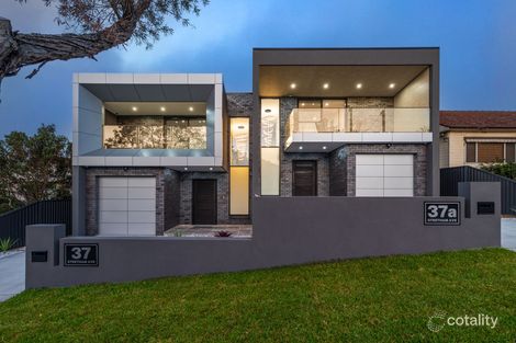 37a Stretham Ave, Picnic Point, NSW 2213