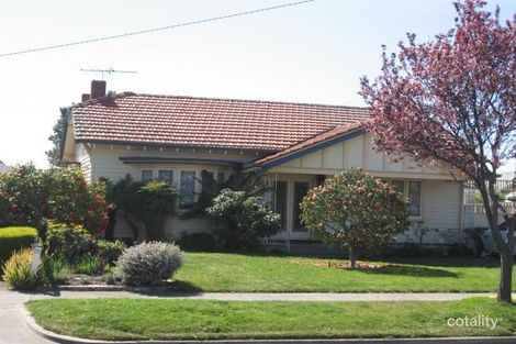 8 Southernhay St, Reservoir, VIC 3073