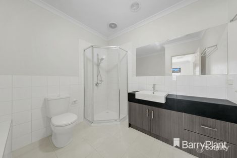 Property photo of 1/20 Leonie Close South Morang VIC 3752