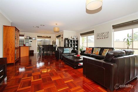 Property photo of 55 Jasmine Drive Mill Park VIC 3082